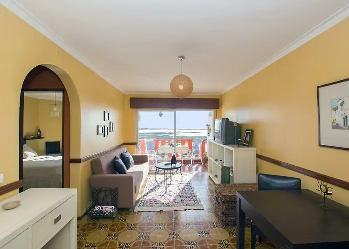 Ria Formosa アパート フゼタ